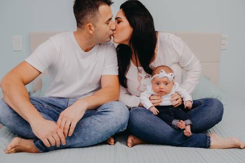 Ensaio Gestante; Mãe de Menina; Fotografia gestante; Fotografia gestante São Leopoldo; Fotografia gestante; Fotografia de família; São Leopoldo; Fotografia com animais; Ensaio de família; Gravidez; Grêmio;'