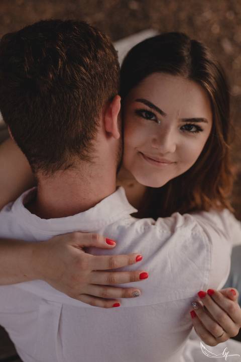 Maquiagem; Making of; Noiva; Noivo; Pré Wedding; Street Wedding; Celina Munhoz; Adriana Kruger; Manu Garcia; Camarim Madri; Wandering Wedding; São Francisco de Paula; Fotografia de Casal; Fotografia de Casamento; Pré Wedding; São Leopoldo; Belo Horizonte;'