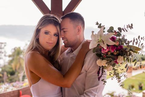 Maquiagem; Making of; Noiva; Noivo; Pré Wedding; Street Wedding; Celina Munhoz; Adriana Kruger; Manu Garcia; Camarim Madri; Wandering Wedding; São Francisco de Paula; Fotografia de Casal; Fotografia de Casamento; Pré Wedding; São Leopoldo; Belo Horizonte;'