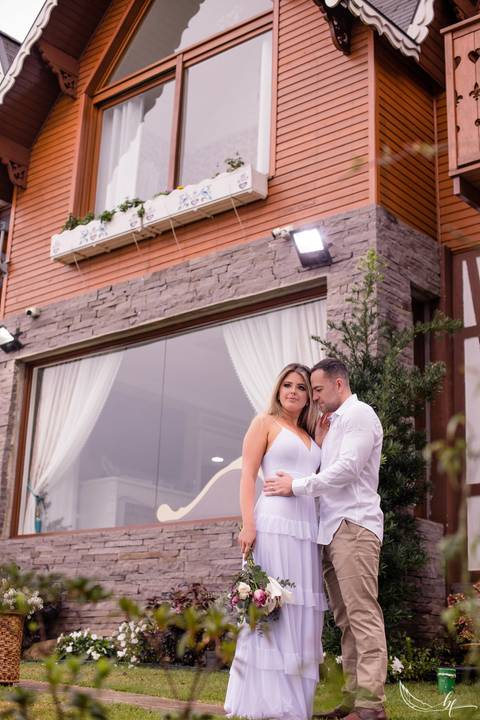 Maquiagem; Making of; Noiva; Noivo; Pré Wedding; Street Wedding; Celina Munhoz; Adriana Kruger; Manu Garcia; Camarim Madri; Wandering Wedding; São Francisco de Paula; Fotografia de Casal; Fotografia de Casamento; Pré Wedding; São Leopoldo; Belo Horizonte;'