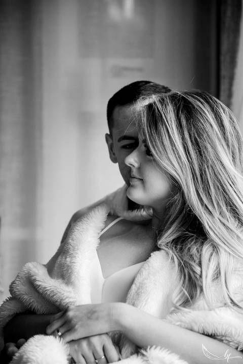 Maquiagem; Making of; Noiva; Noivo; Pré Wedding; Street Wedding; Celina Munhoz; Adriana Kruger; Manu Garcia; Camarim Madri; Wandering Wedding; São Francisco de Paula; Fotografia de Casal; Fotografia de Casamento; Pré Wedding; São Leopoldo; Belo Horizonte;'