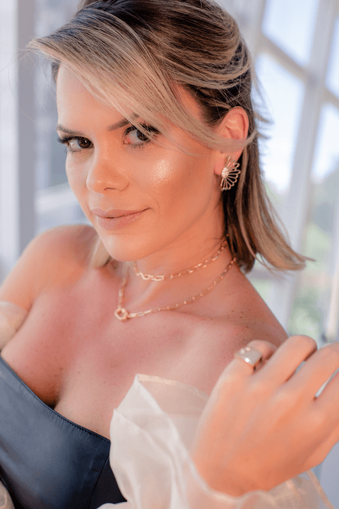 Ensaio feminino; Fotografia feminina; Celina Munhoz; Novo Hamburgo; Fotografia Lifestyle; Camarim Madri; Adriana Krieger; Manu Garcia; Retrato Corporativo; Fotografia Profissional; Fotografia de Produto; Malimel;'