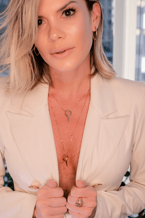 Ensaio feminino; Fotografia feminina; Celina Munhoz; Novo Hamburgo; Fotografia Lifestyle; Camarim Madri; Adriana Krieger; Manu Garcia; Retrato Corporativo; Fotografia Profissional; Fotografia de Produto; Malimel;'