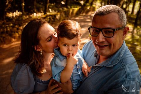 Ensaio Gestante; Mãe de Menina; Fotografia gestante; Fotografia gestante São Leopoldo; Fotografia gestante; Fotografia de família; São Leopoldo; Fotografia com animais; Ensaio de família; Gravidez; Grêmio;'