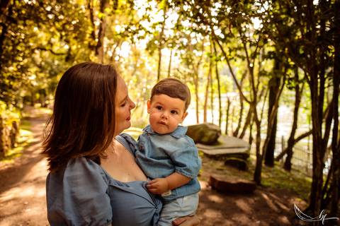 Ensaio Gestante; Mãe de Menina; Fotografia gestante; Fotografia gestante São Leopoldo; Fotografia gestante; Fotografia de família; São Leopoldo; Fotografia com animais; Ensaio de família; Gravidez; Grêmio;'