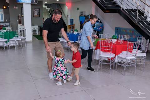 Aniversário infantil; Mig Eventos; Aniversário de criança; Fotografia infantil; Fotografia de família; São Leopoldo;  Casa de festa de são leopoldo; Fotografo infantil são leopoldo; Festança Kids; Fotografo de Canoas; Festejar; ForKids;'