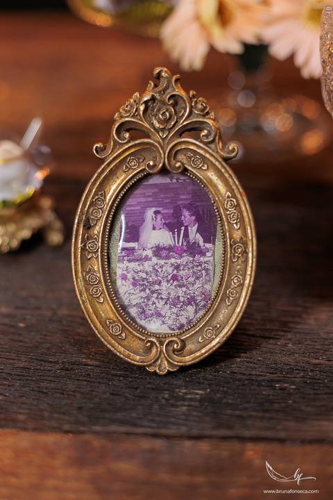 Maquiagem; Making of; Noiva; Noivo; Pré Wedding; Street Wedding; Celina Munhoz; Adriana Kruger; Manu Garcia; Camarim Madri; Wandering Wedding; São Francisco de Paula; Fotografia de Casal; Fotografia de Casamento; Pré Wedding; São Leopoldo; Belo Horizonte;'