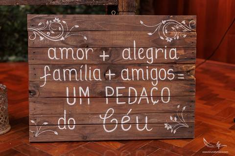 Maquiagem; Making of; Noiva; Noivo; Pré Wedding; Street Wedding; Celina Munhoz; Adriana Kruger; Manu Garcia; Camarim Madri; Wandering Wedding; São Francisco de Paula; Fotografia de Casal; Fotografia de Casamento; Pré Wedding; São Leopoldo; Belo Horizonte;'