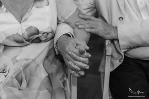 Maquiagem; Making of; Noiva; Noivo; Pré Wedding; Street Wedding; Celina Munhoz; Adriana Kruger; Manu Garcia; Camarim Madri; Wandering Wedding; São Francisco de Paula; Fotografia de Casal; Fotografia de Casamento; Pré Wedding; São Leopoldo; Belo Horizonte;'