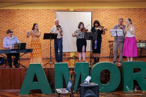 Maquiagem; Making of; Noiva; Noivo; Pré Wedding; Street Wedding; Celina Munhoz; Adriana Kruger; Manu Garcia; Camarim Madri; Wandering Wedding; São Francisco de Paula; Fotografia de Casal; Fotografia de Casamento; Pré Wedding; São Leopoldo; Belo Horizonte;'