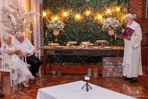 Maquiagem; Making of; Noiva; Noivo; Pré Wedding; Street Wedding; Celina Munhoz; Adriana Kruger; Manu Garcia; Camarim Madri; Wandering Wedding; São Francisco de Paula; Fotografia de Casal; Fotografia de Casamento; Pré Wedding; São Leopoldo; Belo Horizonte;'