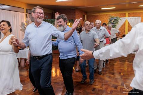 Maquiagem; Making of; Noiva; Noivo; Pré Wedding; Street Wedding; Celina Munhoz; Adriana Kruger; Manu Garcia; Camarim Madri; Wandering Wedding; São Francisco de Paula; Fotografia de Casal; Fotografia de Casamento; Pré Wedding; São Leopoldo; Belo Horizonte;'