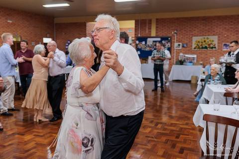 Maquiagem; Making of; Noiva; Noivo; Pré Wedding; Street Wedding; Celina Munhoz; Adriana Kruger; Manu Garcia; Camarim Madri; Wandering Wedding; São Francisco de Paula; Fotografia de Casal; Fotografia de Casamento; Pré Wedding; São Leopoldo; Belo Horizonte;'