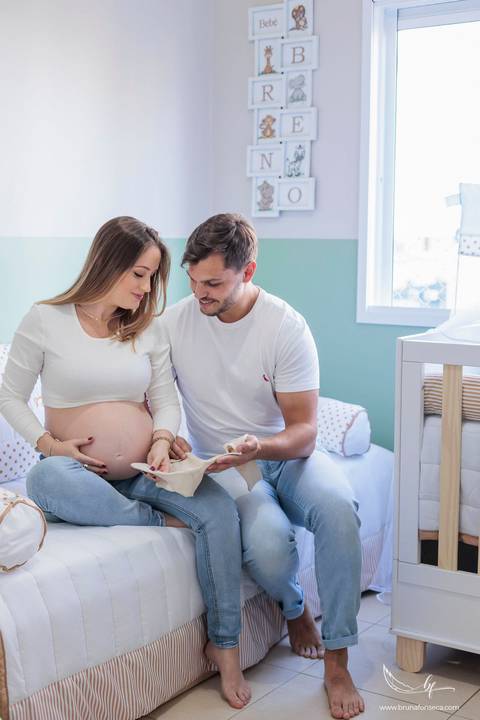 Ensaio Gestante; Mãe de Menina; Fotografia gestante; Fotografia gestante São Leopoldo; Fotografia gestante; Fotografia de família; São Leopoldo; Fotografia com animais; Ensaio de família; Gravidez;'