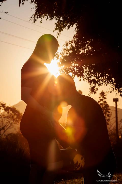 Ensaio Gestante; Mãe de Menina; Fotografia gestante; Fotografia gestante São Leopoldo; Fotografia gestante; Fotografia de família; São Leopoldo; Fotografia com animais; Ensaio de família; Gravidez;'