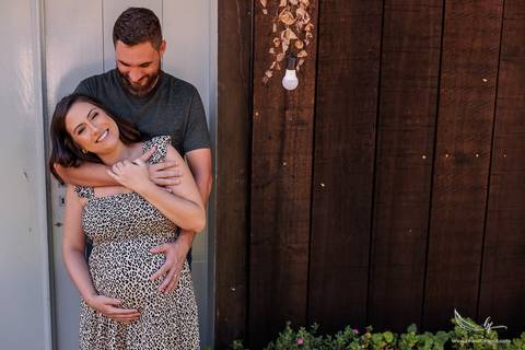 Ensaio Gestante; Mãe de Menina; Fotografia gestante; Fotografia gestante São Leopoldo; Fotografia gestante; Fotografia de família; São Leopoldo; Fotografia com animais; Ensaio de família; Gravidez;'