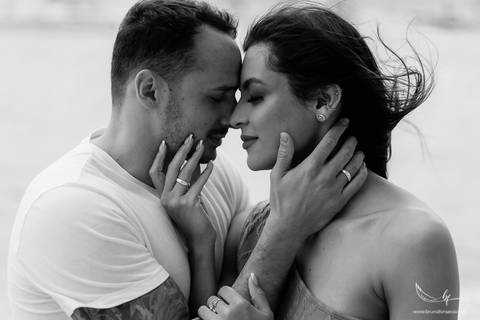 Maquiagem; Making of; Noiva; Noivo; Pré Wedding; Street Wedding; Celina Munhoz; Adriana Kruger; Manu Garcia; Wandering Wedding; São Francisco de Paula; Fotografia de Casal; Fotografia de Casamento; Pré Wedding; São Leopoldo; Vinícola Luiz Argenta; Floripa'