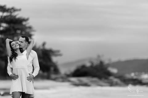 Maquiagem; Making of; Noiva; Noivo; Pré Wedding; Street Wedding; Celina Munhoz; Adriana Kruger; Manu Garcia; Wandering Wedding; São Francisco de Paula; Fotografia de Casal; Fotografia de Casamento; Pré Wedding; São Leopoldo; Vinícola Luiz Argenta; Floripa'