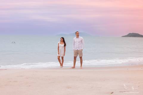 Maquiagem; Making of; Noiva; Noivo; Pré Wedding; Street Wedding; Celina Munhoz; Adriana Kruger; Manu Garcia; Wandering Wedding; São Francisco de Paula; Fotografia de Casal; Fotografia de Casamento; Pré Wedding; São Leopoldo; Vinícola Luiz Argenta; Floripa'