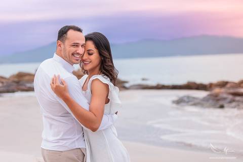 Maquiagem; Making of; Noiva; Noivo; Pré Wedding; Street Wedding; Celina Munhoz; Adriana Kruger; Manu Garcia; Wandering Wedding; São Francisco de Paula; Fotografia de Casal; Fotografia de Casamento; Pré Wedding; São Leopoldo; Vinícola Luiz Argenta; Floripa'