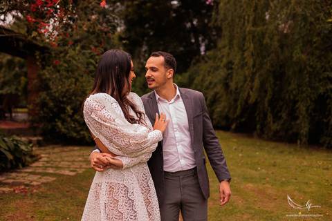 Maquiagem; Making of; Noiva; Noivo; Pré Wedding; Street Wedding; Celina Munhoz; Adriana Kruger; Manu Garcia; Wandering Wedding; São Francisco de Paula; Fotografia de Casal; Fotografia de Casamento; Pré Wedding; São Leopoldo; Vinícola Luiz Argenta; Floripa'