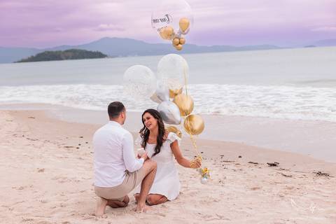 Maquiagem; Making of; Noiva; Noivo; Pré Wedding; Street Wedding; Celina Munhoz; Adriana Kruger; Manu Garcia; Wandering Wedding; São Francisco de Paula; Fotografia de Casal; Fotografia de Casamento; Pré Wedding; São Leopoldo; Vinícola Luiz Argenta; Floripa'