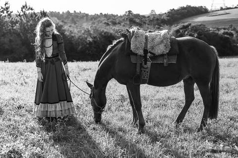 Ensaio feminino; Fotografia feminina; Recanto Bueno; Celina Munhoz; Novo Hamburgo; Fotografia Lifestyle; Nova Petropolis; Ensaio Teen; Ensaio 15th; 15 anos; Fotografo de 15 Anos; Debutante; Camarim Madri; Adriana Krieger; Manu Garcia;'