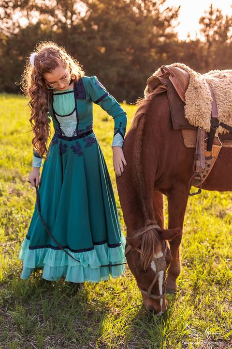 Ensaio feminino; Fotografia feminina; Recanto Bueno; Celina Munhoz; Novo Hamburgo; Fotografia Lifestyle; Nova Petropolis; Ensaio Teen; Ensaio 15th; 15 anos; Fotografo de 15 Anos; Debutante; Camarim Madri; Adriana Krieger; Manu Garcia;'