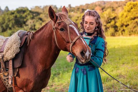Ensaio feminino; Fotografia feminina; Recanto Bueno; Celina Munhoz; Novo Hamburgo; Fotografia Lifestyle; Nova Petropolis; Ensaio Teen; Ensaio 15th; 15 anos; Fotografo de 15 Anos; Debutante; Camarim Madri; Adriana Krieger; Manu Garcia;'