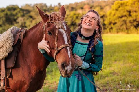 Ensaio feminino; Fotografia feminina; Recanto Bueno; Celina Munhoz; Novo Hamburgo; Fotografia Lifestyle; Nova Petropolis; Ensaio Teen; Ensaio 15th; 15 anos; Fotografo de 15 Anos; Debutante; Camarim Madri; Adriana Krieger; Manu Garcia;'