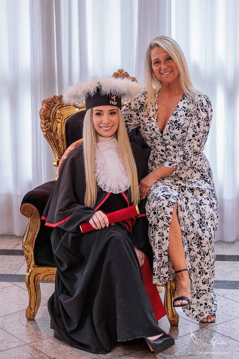 Feevale; Formatura; Fotografo de Formatura; Universidade Feevale; Novo Hamburgo; São Leopoldo; Colação de grau; Unisinos; Direito; Fotografia de Formatura; Fotografo de Formatura; Direito; Prova de Toga; FMP; Porto Alegre;'