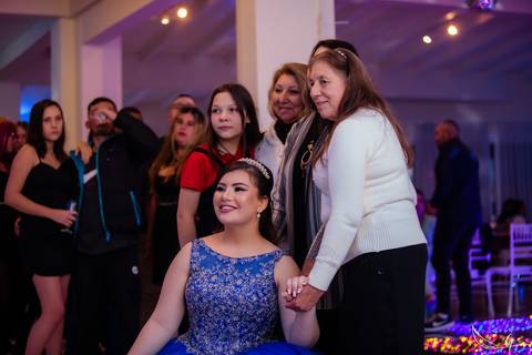 Ensaio feminino; Fotografia feminina; Recanto Bueno; Celina Munhoz; Novo Hamburgo; Fotografia Lifestyle; Nova Petropolis; Ensaio Teen; Ensaio 15th; 15 anos; Fotografo de 15 Anos; Debutante; Camarim Madri; Adriana Krieger; Manu Garcia;'