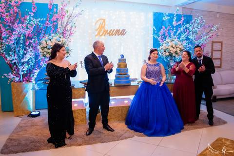 Ensaio feminino; Fotografia feminina; Recanto Bueno; Celina Munhoz; Novo Hamburgo; Fotografia Lifestyle; Nova Petropolis; Ensaio Teen; Ensaio 15th; 15 anos; Fotografo de 15 Anos; Debutante; Camarim Madri; Adriana Krieger; Manu Garcia;'