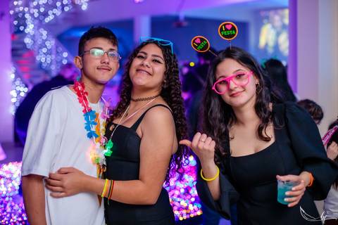 Ensaio feminino; Fotografia feminina; Recanto Bueno; Celina Munhoz; Novo Hamburgo; Fotografia Lifestyle; Nova Petropolis; Ensaio Teen; Ensaio 15th; 15 anos; Fotografo de 15 Anos; Debutante; Camarim Madri; Adriana Krieger; Manu Garcia;'