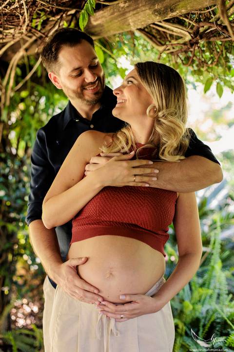 Ensaio Gestante; Mãe de Menina; Fotografia gestante; Fotografia gestante São Leopoldo; Fotografia gestante; Fotografia de família; São Leopoldo; Fotografia com animais; Ensaio de família; Gravidez;'