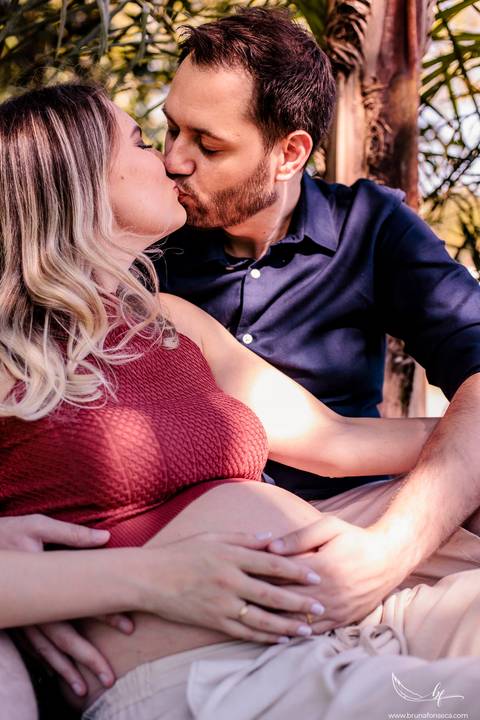 Ensaio Gestante; Mãe de Menina; Fotografia gestante; Fotografia gestante São Leopoldo; Fotografia gestante; Fotografia de família; São Leopoldo; Fotografia com animais; Ensaio de família; Gravidez;'