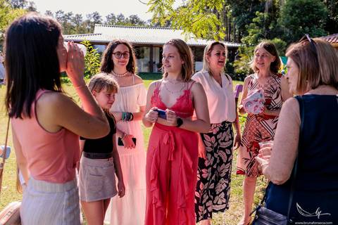 Ensaio Gestante; Mãe de Menina; Fotografia gestante; Fotografia gestante São Leopoldo; Fotografia gestante; Fotografia de família; São Leopoldo; Fotografia com animais; Ensaio de família; Gravidez;'