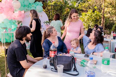 Ensaio Gestante; Mãe de Menina; Fotografia gestante; Fotografia gestante São Leopoldo; Fotografia gestante; Fotografia de família; São Leopoldo; Fotografia com animais; Ensaio de família; Gravidez;'