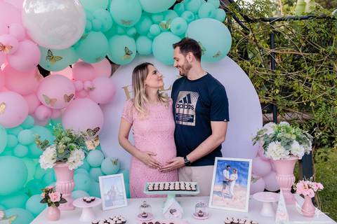 Ensaio Gestante; Mãe de Menina; Fotografia gestante; Fotografia gestante São Leopoldo; Fotografia gestante; Fotografia de família; São Leopoldo; Fotografia com animais; Ensaio de família; Gravidez;'