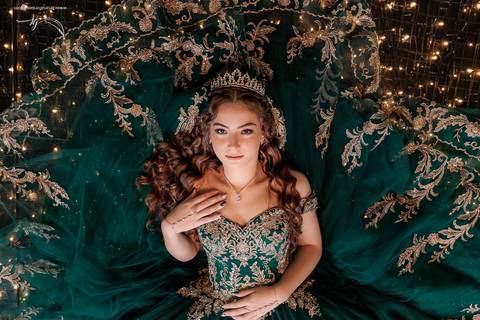 Ensaio feminino; Fotografia feminina; Recanto Bueno; Celina Munhoz; Novo Hamburgo; Fotografia Lifestyle; Nova Petropolis; Ensaio Teen; Ensaio 15th; 15 anos; Fotografo de 15 Anos; Debutante; Camarim Madri; Adriana Krieger; Manu Garcia;'