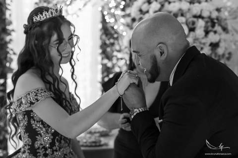 Ensaio feminino; Fotografia feminina; Recanto Bueno; Celina Munhoz; Novo Hamburgo; Fotografia Lifestyle; Nova Petropolis; Ensaio Teen; Ensaio 15th; 15 anos; Fotografo de 15 Anos; Debutante; Camarim Madri; Adriana Krieger; Manu Garcia;'