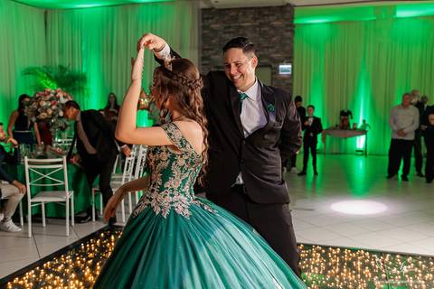 Ensaio feminino; Fotografia feminina; Recanto Bueno; Celina Munhoz; Novo Hamburgo; Fotografia Lifestyle; Nova Petropolis; Ensaio Teen; Ensaio 15th; 15 anos; Fotografo de 15 Anos; Debutante; Camarim Madri; Adriana Krieger; Manu Garcia;'