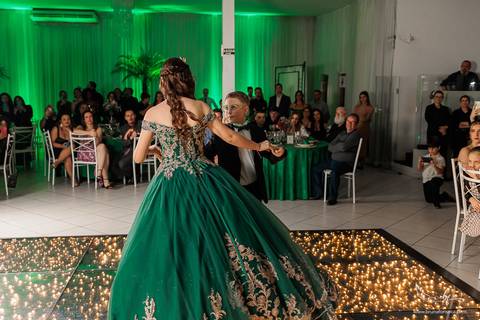 Ensaio feminino; Fotografia feminina; Recanto Bueno; Celina Munhoz; Novo Hamburgo; Fotografia Lifestyle; Nova Petropolis; Ensaio Teen; Ensaio 15th; 15 anos; Fotografo de 15 Anos; Debutante; Camarim Madri; Adriana Krieger; Manu Garcia;'