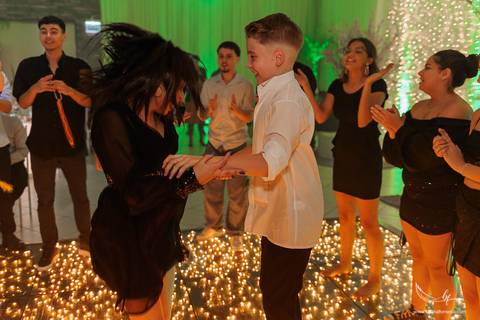 Ensaio feminino; Fotografia feminina; Recanto Bueno; Celina Munhoz; Novo Hamburgo; Fotografia Lifestyle; Nova Petropolis; Ensaio Teen; Ensaio 15th; 15 anos; Fotografo de 15 Anos; Debutante; Camarim Madri; Adriana Krieger; Manu Garcia;'