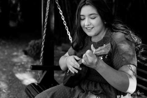 Ensaio feminino; Fotografia feminina; Recanto Bueno; Celina Munhoz; Novo Hamburgo; Fotografia Lifestyle; Nova Petropolis; Ensaio Teen; Ensaio 15th; 15 anos; Fotografo de 15 Anos; Debutante; Camarim Madri; Adriana Krieger; Manu Garcia;'