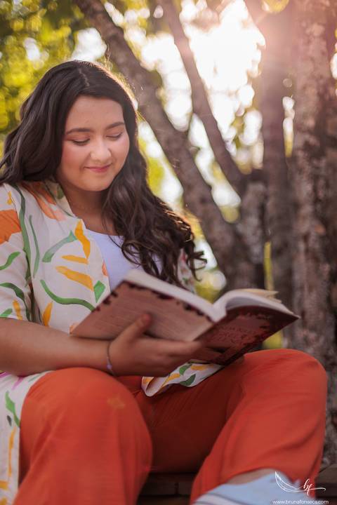 Ensaio feminino; Fotografia feminina; Recanto Bueno; Celina Munhoz; Novo Hamburgo; Fotografia Lifestyle; Nova Petropolis; Ensaio Teen; Ensaio 15th; 15 anos; Fotografo de 15 Anos; Debutante; Camarim Madri; Adriana Krieger; Manu Garcia;'