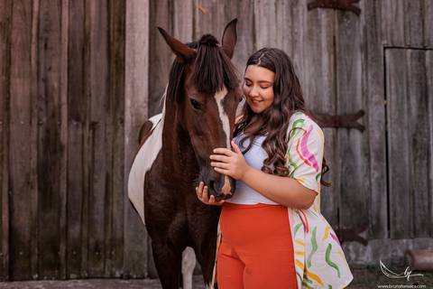 Ensaio feminino; Fotografia feminina; Recanto Bueno; Celina Munhoz; Novo Hamburgo; Fotografia Lifestyle; Nova Petropolis; Ensaio Teen; Ensaio 15th; 15 anos; Fotografo de 15 Anos; Debutante; Camarim Madri; Adriana Krieger; Manu Garcia;'