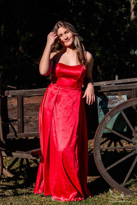 Ensaio feminino; Fotografia feminina; Recanto Bueno; Celina Munhoz; Novo Hamburgo; Fotografia Lifestyle; Nova Petropolis; Ensaio Teen; Ensaio 15th; 15 anos; Fotografo de 15 Anos; Debutante; Camarim Madri; Adriana Krieger; Manu Garcia;'