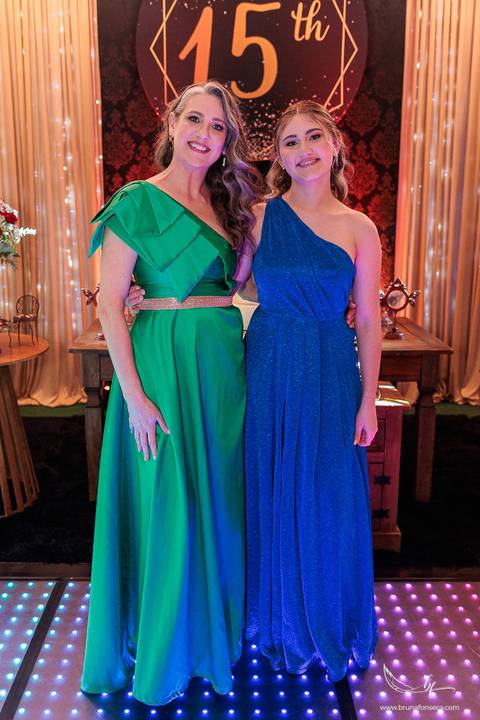 Ensaio feminino; Fotografia feminina; Recanto Bueno; Celina Munhoz; Novo Hamburgo; Fotografia Lifestyle; Nova Petropolis; Ensaio Teen; Ensaio 15th; 15 anos; Fotografo de 15 Anos; Debutante; Camarim Madri; Adriana Krieger; Manu Garcia;'