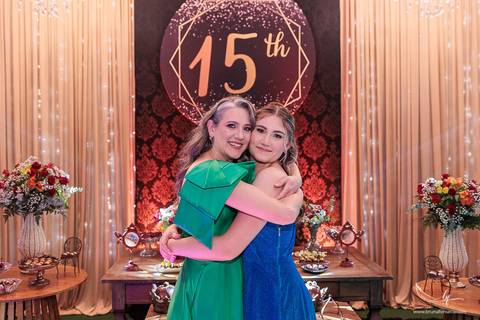 Ensaio feminino; Fotografia feminina; Recanto Bueno; Celina Munhoz; Novo Hamburgo; Fotografia Lifestyle; Nova Petropolis; Ensaio Teen; Ensaio 15th; 15 anos; Fotografo de 15 Anos; Debutante; Camarim Madri; Adriana Krieger; Manu Garcia;'